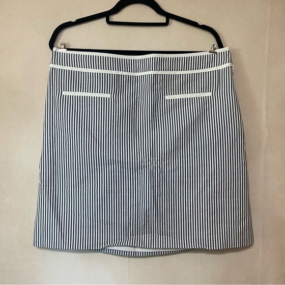 Talbots women's 14 100% cotton pin stripe slit pocket blue/white skirt EUC - Picture 2 of 7